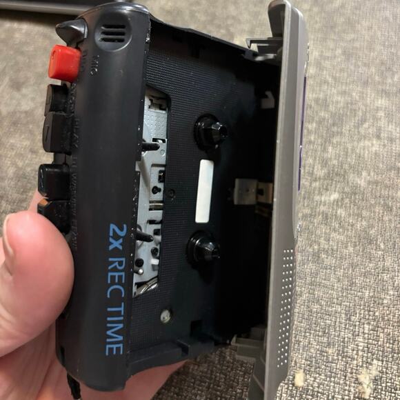 Vintage Sony TCM-20DV Clear Voice Cassette Corder Voice Tape Recorder w/ tape - Picture 4 of 6